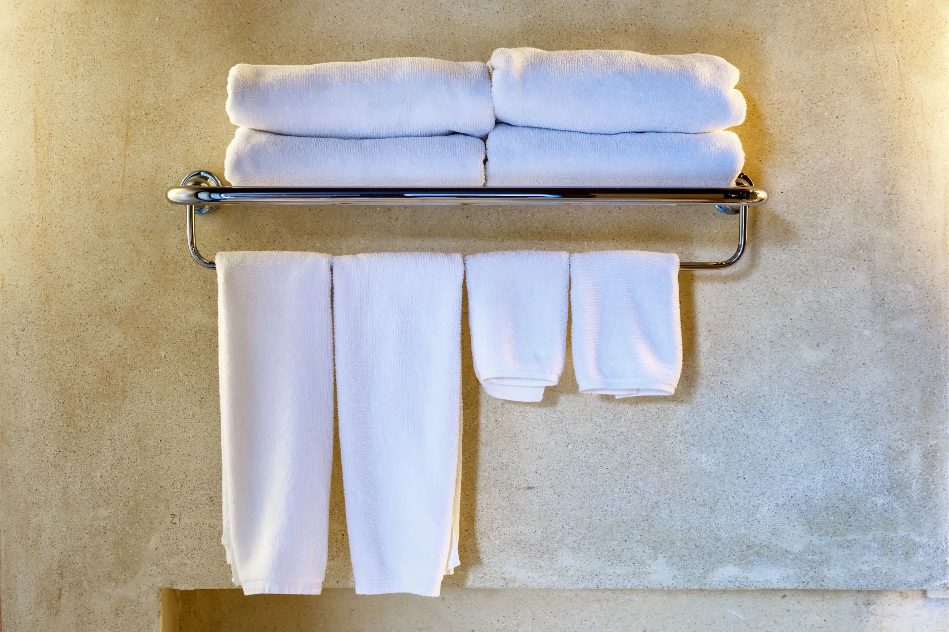 Where to Hang Towels in the Bathroom