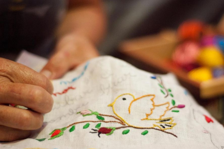 How Embroidery Transforms Plain Towels